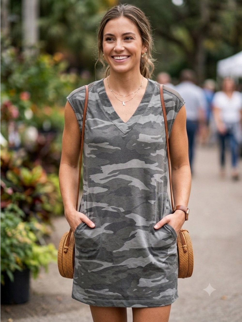 Splendid Gray Heather V-Neck Casual Top